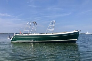 VISION 2 24ft Custom Yacht For Sale