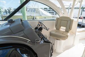 Helm Chair