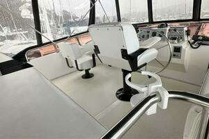 1988 Ocean Alexander 42 Aft Cabin thumbnail 19