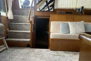 1988 Ocean Alexander 42 Aft Cabin thumbnail 6