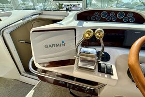 33ft Sea Ray Yacht For Sale