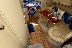33ft Sea Ray Yacht For Sale
