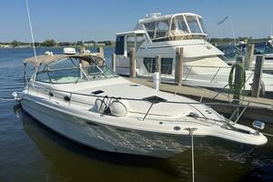 33ft Sea Ray Yacht For Sale