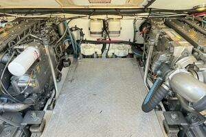 2004 Island Packet 360 Hardtop Express Cruiser thumbnail 20