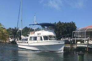 1995 Grand Banks Classic thumbnail 2