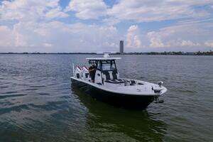 2024 Tidewater 3100 Carolina Bay thumbnail 24