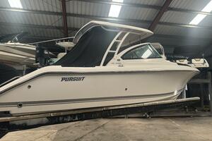 24ft Pursuit Yacht For Sale