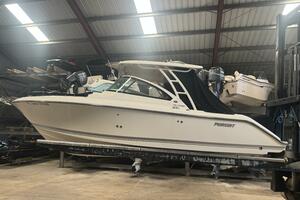 24ft Pursuit Yacht For Sale