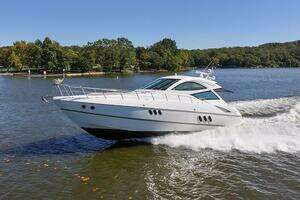WONDERFUL WORLD 2009 Cruisers Yachts 520 Sports Coupe Yacht For Sale in Mt. Juliet TN