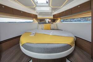 34ft Jeanneau Yacht For Sale
