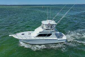 1994 Hatteras 46 Convertible thumbnail 45