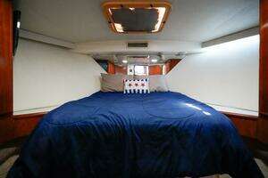1994 Hatteras 46 Convertible thumbnail 11