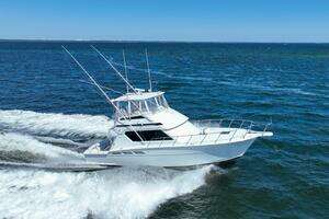 1994 Hatteras 46 Convertible thumbnail 71