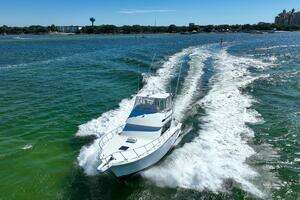 1994 Hatteras 46 Convertible thumbnail 49