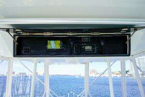 1994 Hatteras 46 Convertible thumbnail 25