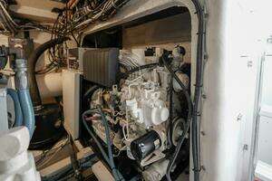1994 Hatteras 46 Convertible thumbnail 35