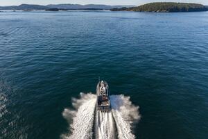 36FT (10.97M) EAGLECRAFT Worth Avenue Yachts