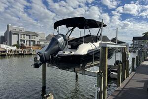23ft Stingray Yacht For Sale