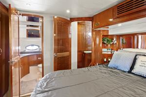 Noahgenda 46ft Carver Yacht For Sale