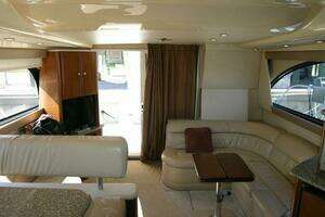 2005 Meridian 411 Sedan thumbnail 8