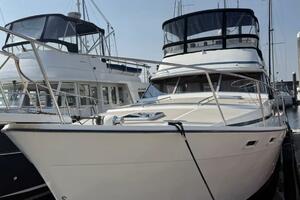 40ft Bayliner Yacht For Sale