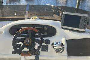 1997 Sunseeker Manhattan 48 thumbnail 11