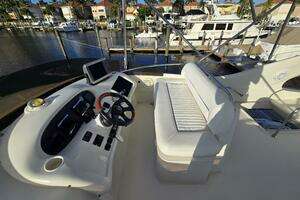 1997 Sunseeker Manhattan 48 thumbnail 12