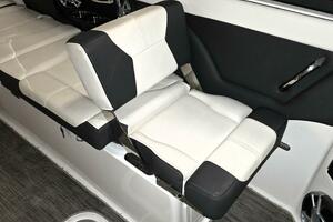 26ft Bryant Yacht For Sale