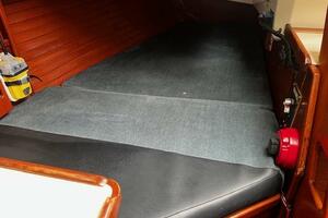 Aft berth