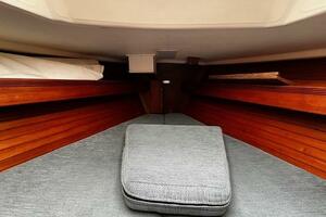 Fwd. berth