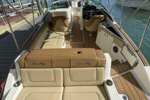 Cool Vibe 26ft Sea Ray Yacht For Sale