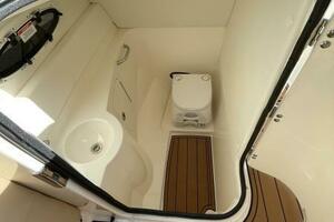 Cool Vibe 26ft Sea Ray Yacht For Sale