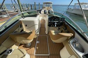 Cool Vibe 26ft Sea Ray Yacht For Sale