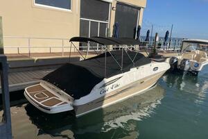Cool Vibe 26ft Sea Ray Yacht For Sale