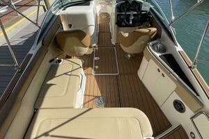 Cool Vibe 26ft Sea Ray Yacht For Sale