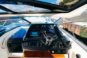 63FT (19.38M) SUNSEEKER