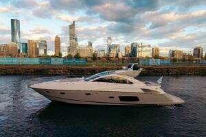 2014 Sunseeker Predator 60 thumbnail 4