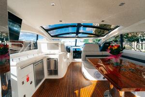 2014 Sunseeker Predator 60 main deck salon