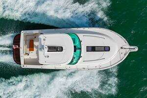 2015 Tiara Yachts 39 Coronet thumbnail 4
