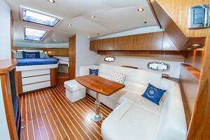 2015 Tiara Yachts 39 Coronet thumbnail 24