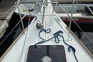 47ft Jeanneau Yacht For Sale