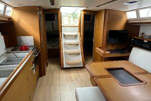 47ft Jeanneau Yacht For Sale