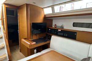 47ft Jeanneau Yacht For Sale