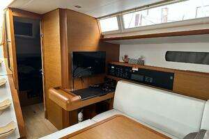 2018 Jeanneau Sun Odyssey 479 thumbnail 37