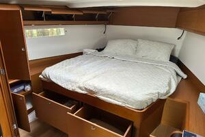 47ft Jeanneau Yacht For Sale