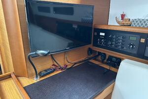 47ft Jeanneau Yacht For Sale