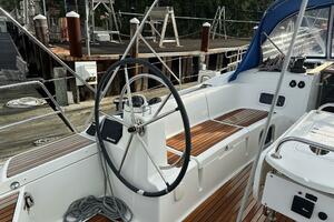 47ft Jeanneau Yacht For Sale