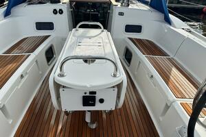 47ft Jeanneau Yacht For Sale
