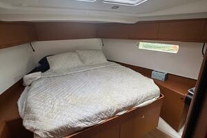 47ft Jeanneau Yacht For Sale