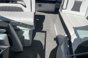 Andiamo 32ft Monterey Yacht For Sale